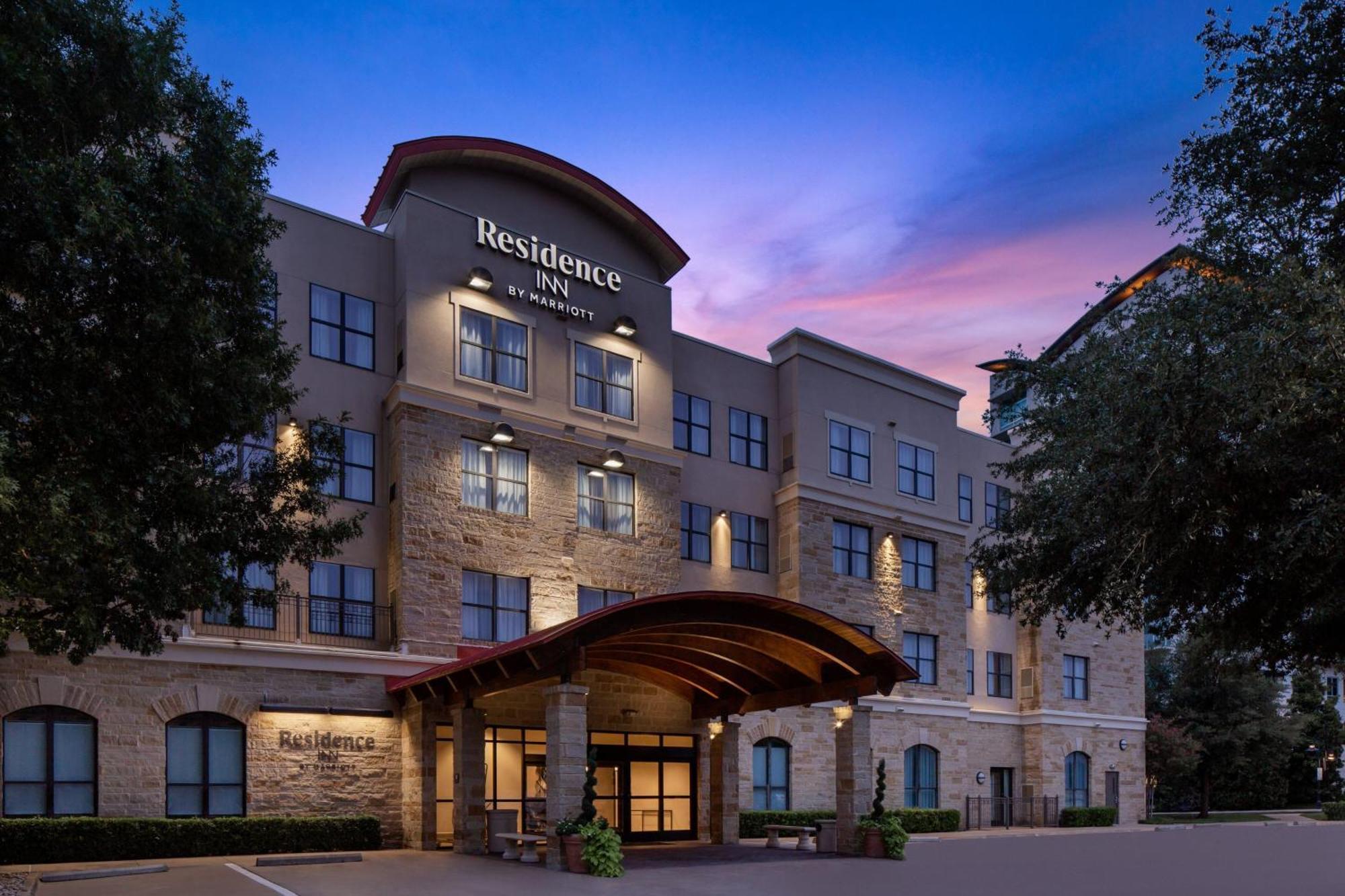 Residence Inn Fort Worth Cultural District Экстерьер фото