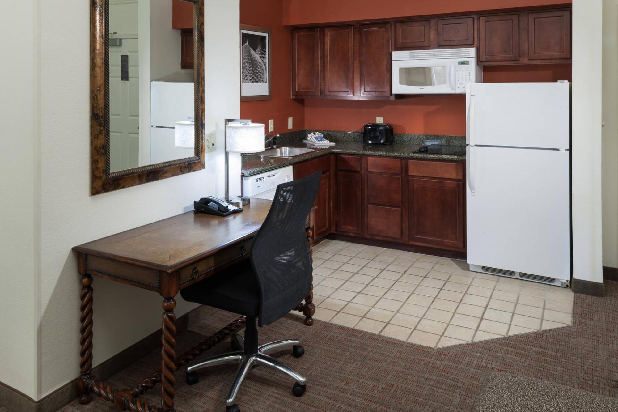 Residence Inn Fort Worth Cultural District Экстерьер фото